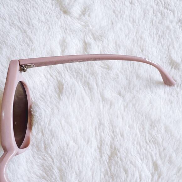Paige Pink Round Sunglasses - Picture 5 of 12
